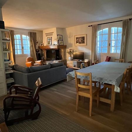 Magnifique Demeure Familiale Villa Castries Buitenkant foto
