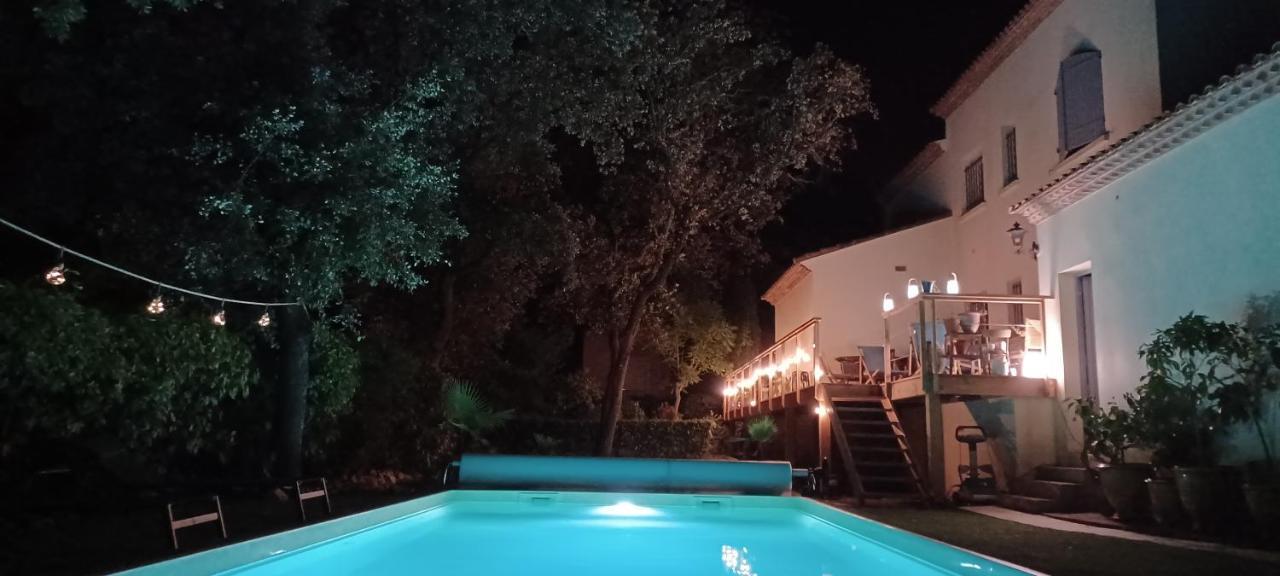 Magnifique Demeure Familiale Villa Castries Buitenkant foto